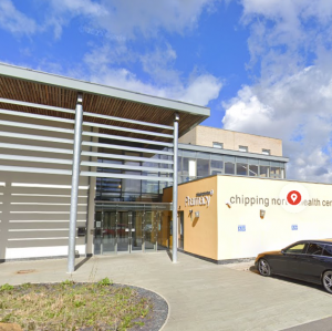 A photo of the outside of Chipping Norton Health Centre