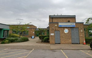 A photo of the outside of Highlands Health Centre